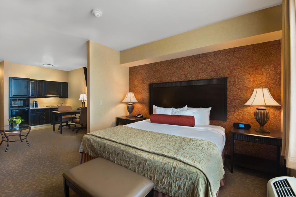 Oxford Suites Бойсе Екстериор снимка